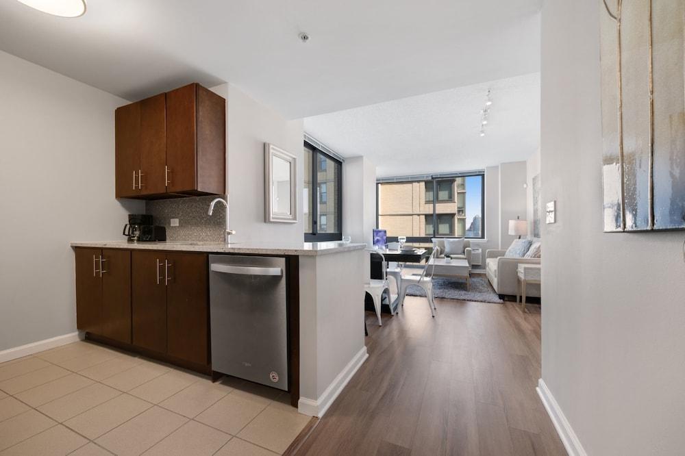 Global Luxury Suites At Metropolitan Jersey City Exterior photo
